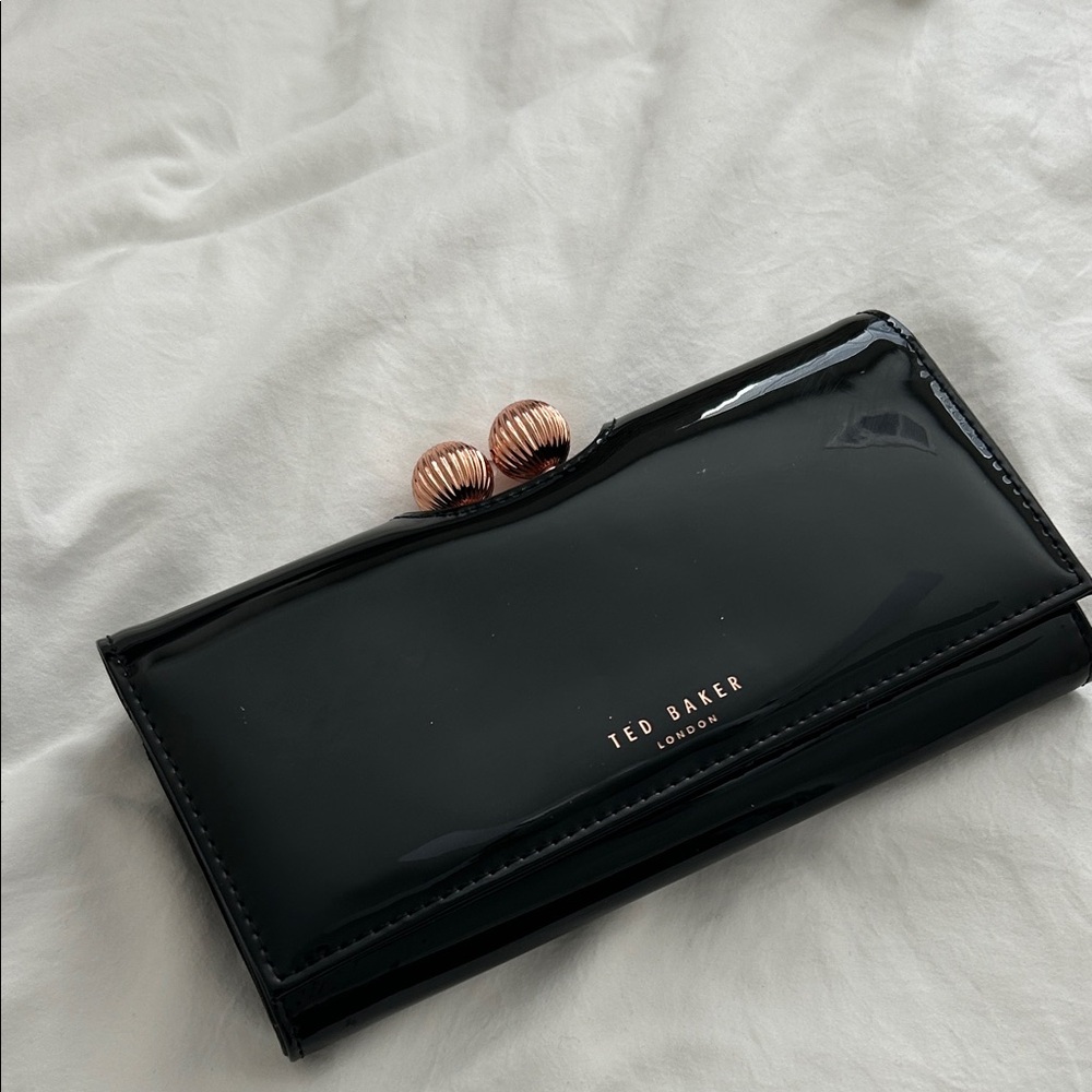 Ted Baker Glossy Black Women's Wallet